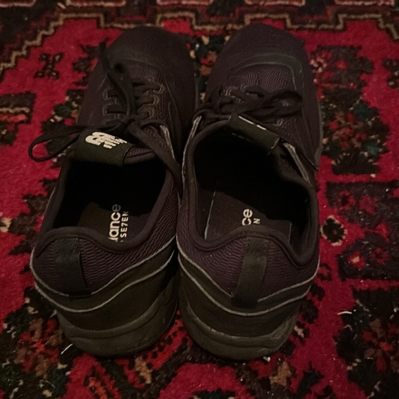 Men’s runners new balance like new - Picture 3 of 4